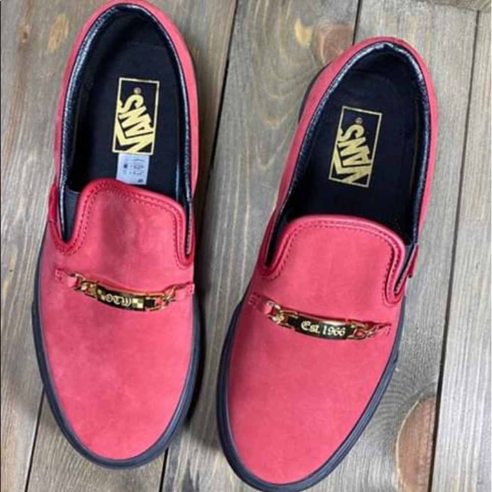 Chili pepper vans - Picture 2 of 5